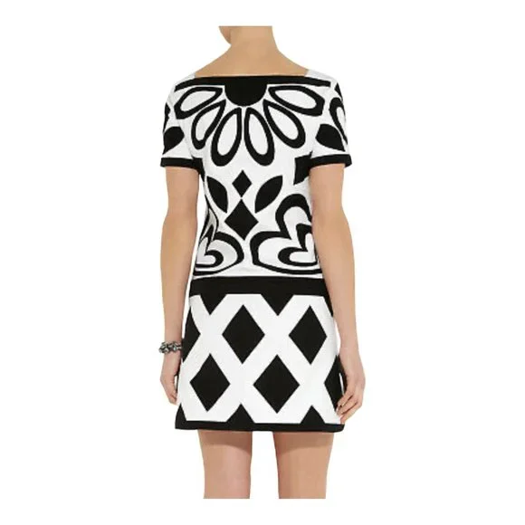 1.3K MOSCHINO Geometric Appliqués Cotton Blend Black White Mini Dress Size 10 - Picture 2 of 10